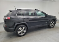 2021 Jeep Cherokee in Columbus, OH 43228 - 2330327 10