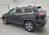 2021 Jeep Cherokee in Columbus, OH 43228 - 2330327 3