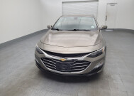 2020 Chevrolet Malibu in Fairfield, OH 45014 - 2330328 15