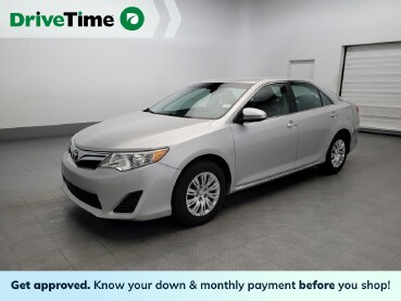 2014 Toyota Camry in Williamstown, NJ 8094