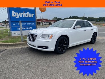 2014 Chrysler 300 in Conway, AR 72032
