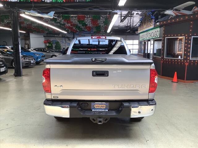 2017 Toyota Tundra in Chicago, IL 60659 - 2332110 4