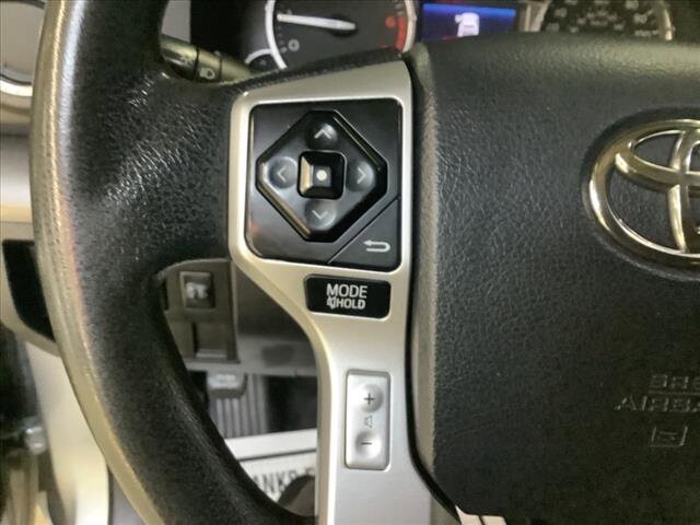 2017 Toyota Tundra in Chicago, IL 60659 - 2332110 12