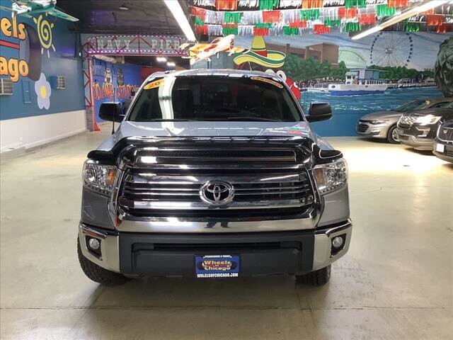 2017 Toyota Tundra in Chicago, IL 60659 - 2332110 8