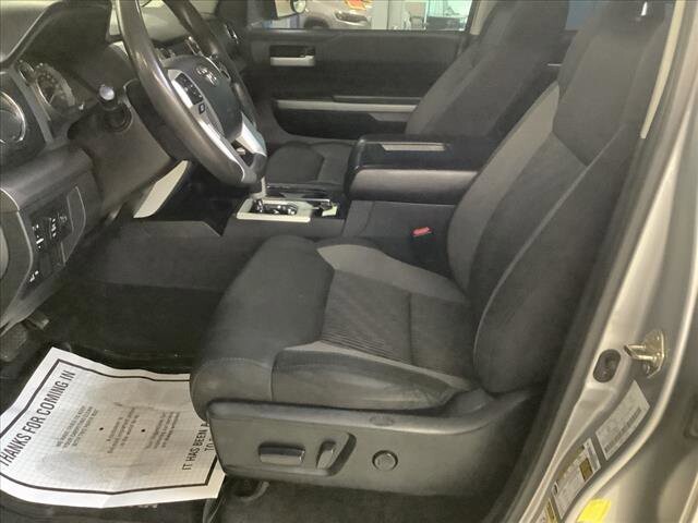2017 Toyota Tundra in Chicago, IL 60659 - 2332110 10