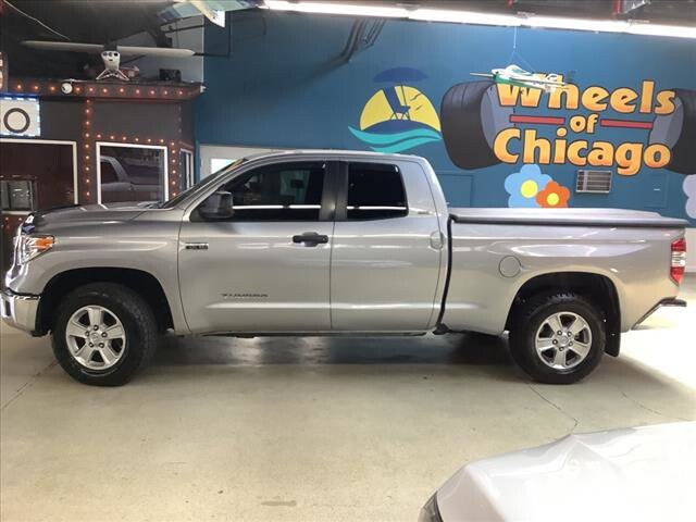 2017 Toyota Tundra in Chicago, IL 60659 - 2332110 2