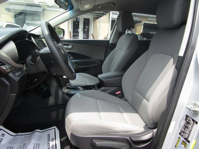 2018 Hyundai Santa Fe in Tampa, FL 33604-6914 - 2332163 8