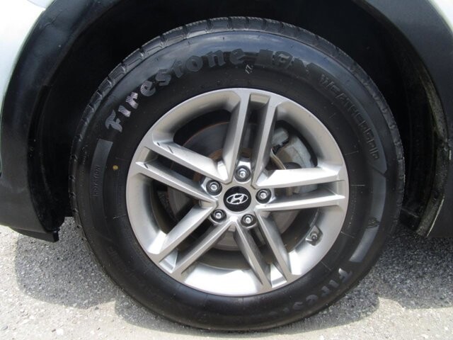 2018 Hyundai Santa Fe in Tampa, FL 33604-6914 - 2332163 20