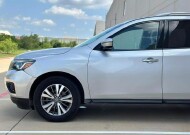 2017 Nissan Pathfinder in Dallas, TX 75212 - 2332186 5