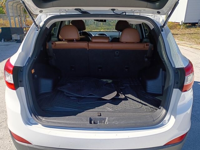 2015 Hyundai Tucson in Hudson, FL 34669 - 2332626 9