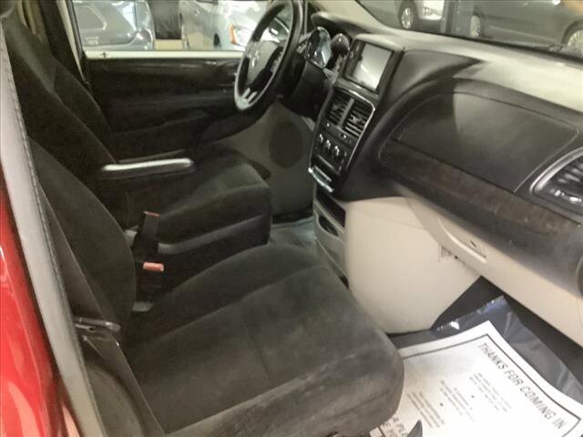 2016 Dodge Grand Caravan in Chicago, IL 60659 - 2332873 21