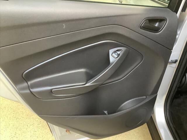 2017 Ford Escape in Chicago, IL 60659 - 2332897 16