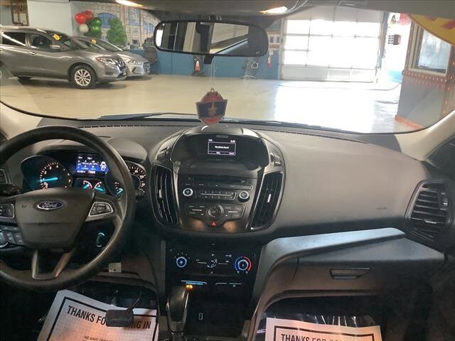 2017 Ford Escape in Chicago, IL 60659 - 2332897 20