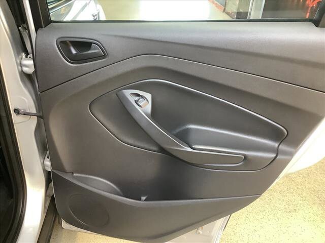 2017 Ford Escape in Chicago, IL 60659 - 2332897 19