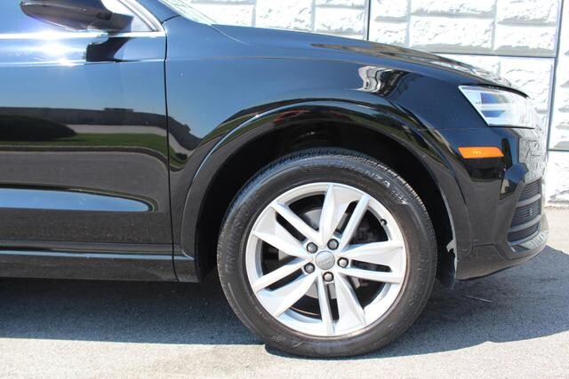 2017 Audi Q3 in Decatur, GA 30032 - 2333380 59