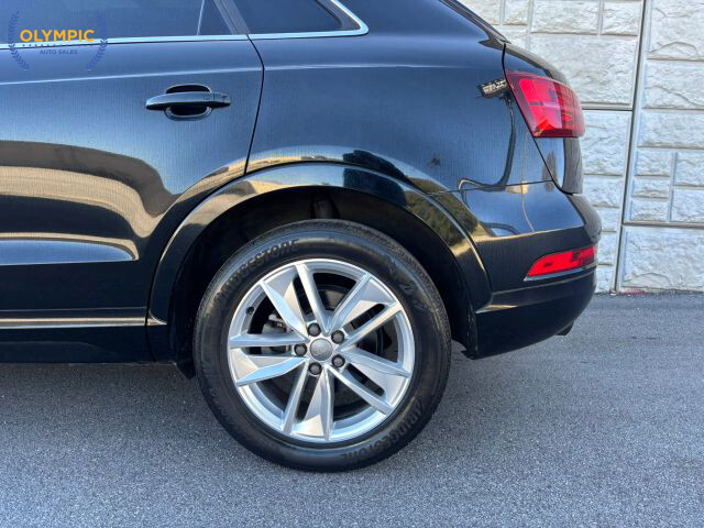 2017 Audi Q3 in Decatur, GA 30032 - 2333380 10