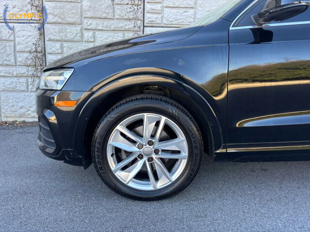 2017 Audi Q3 in Decatur, GA 30032 - 2333380 9