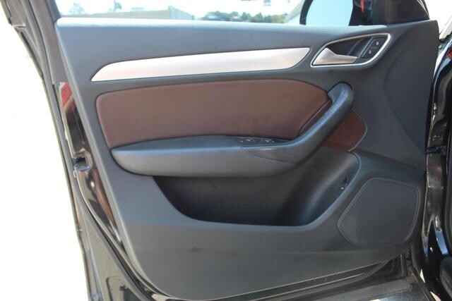 2017 Audi Q3 in Decatur, GA 30032 - 2333380 84