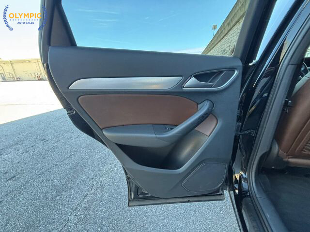 2017 Audi Q3 in Decatur, GA 30032 - 2333380 46