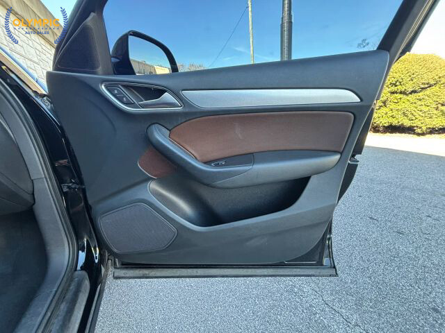 2017 Audi Q3 in Decatur, GA 30032 - 2333380 45