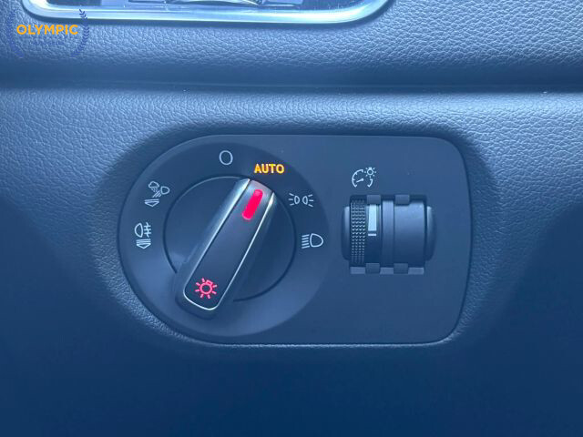 2017 Audi Q3 in Decatur, GA 30032 - 2333380 34