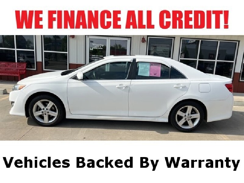 2013 Toyota Camry in Sioux Falls, SD 57105 - 2333387