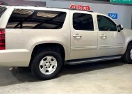 2014 Chevrolet Suburban in Conyers, GA 30094 - 2333410 5