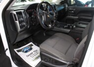 2017 Chevrolet Silverado 1500 in Lombard, IL 60148 - 2334060 15