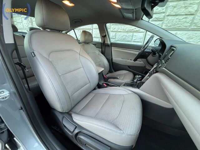 2017 Hyundai Elantra in Decatur, GA 30032 - 2334078 35