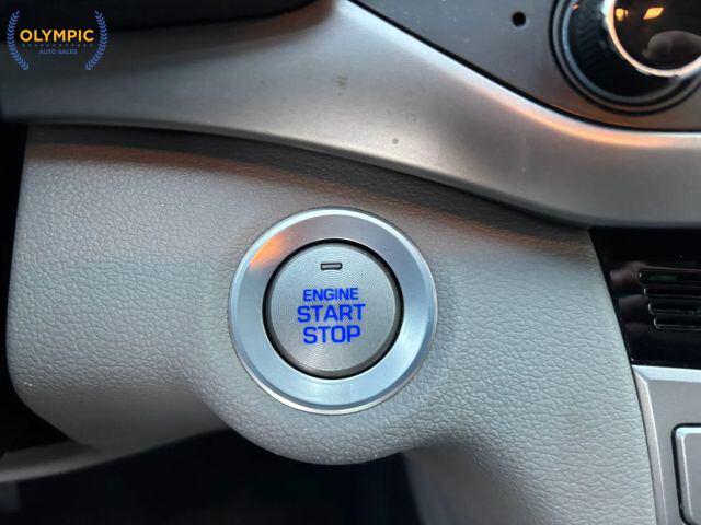 2017 Hyundai Elantra in Decatur, GA 30032 - 2334078 30