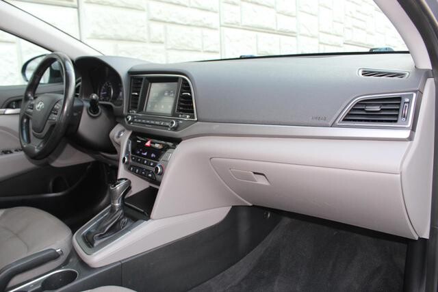 2017 Hyundai Elantra in Decatur, GA 30032 - 2334078 58