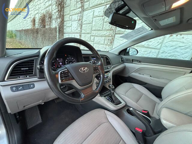 2017 Hyundai Elantra in Decatur, GA 30032 - 2334078 17