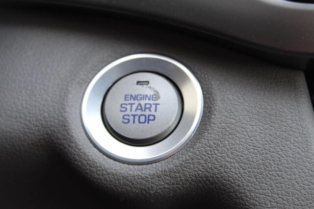 2017 Hyundai Elantra in Decatur, GA 30032 - 2334078 67