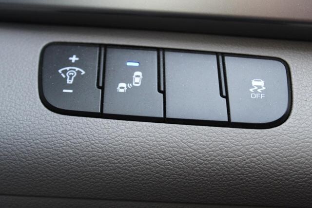 2017 Hyundai Elantra in Decatur, GA 30032 - 2334078 66