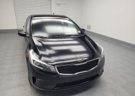 2017 Kia Forte in Indianapolis, IN 46222 - 2334366 14
