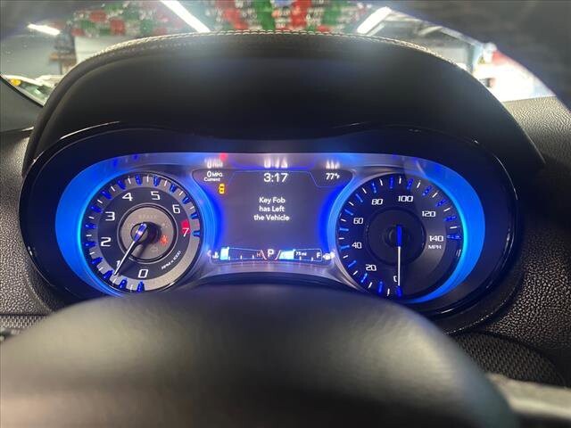 2015 Chrysler 300 in Chicago, IL 60659 - 2334669 15