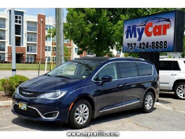 2019 Chrysler Pacifica in Virginia Beach, VA 23464