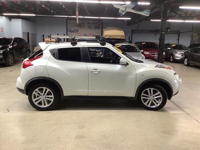 2012 Nissan Juke in Chicago, IL 60659 - 2334717 7