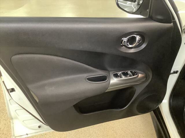 2012 Nissan Juke in Chicago, IL 60659 - 2334717 10