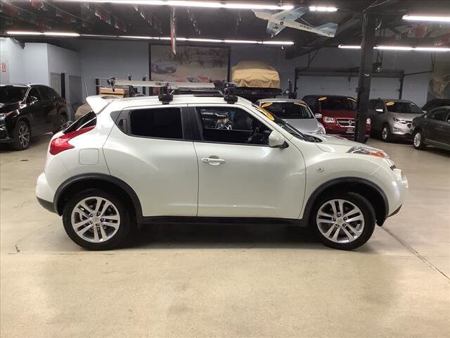 2012 Nissan Juke in Chicago, IL 60659 - 2334717 6