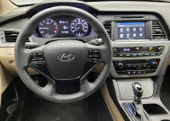 2017 Hyundai Sonata in Eastpointe, MI 48021 - 2335103 22
