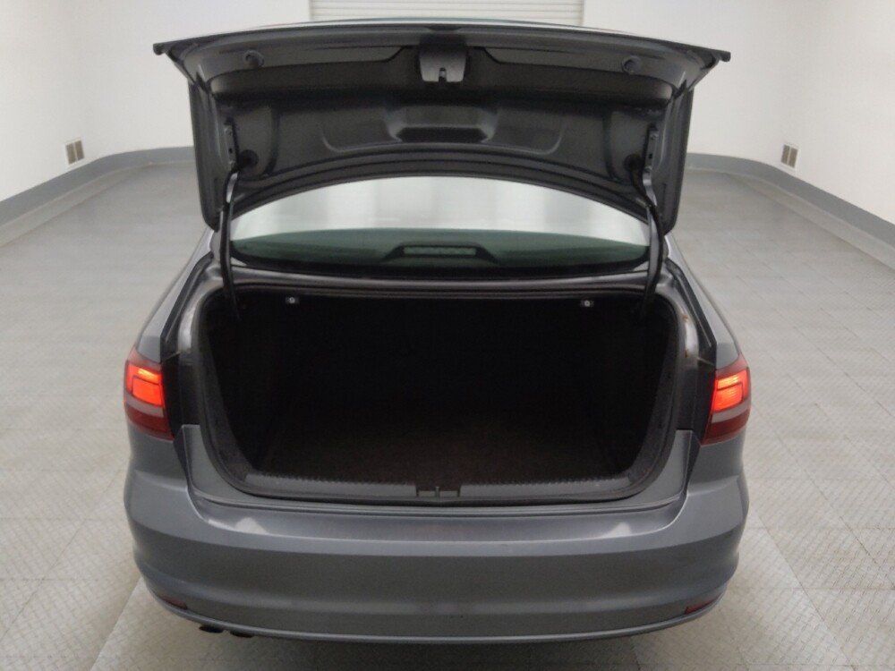 2018 Volkswagen Jetta in Lakewood, CO 80215 - 2335207 29