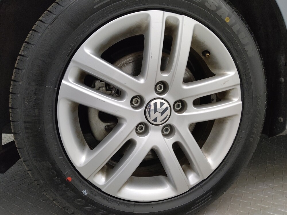 2018 Volkswagen Jetta in Lakewood, CO 80215 - 2335207 31