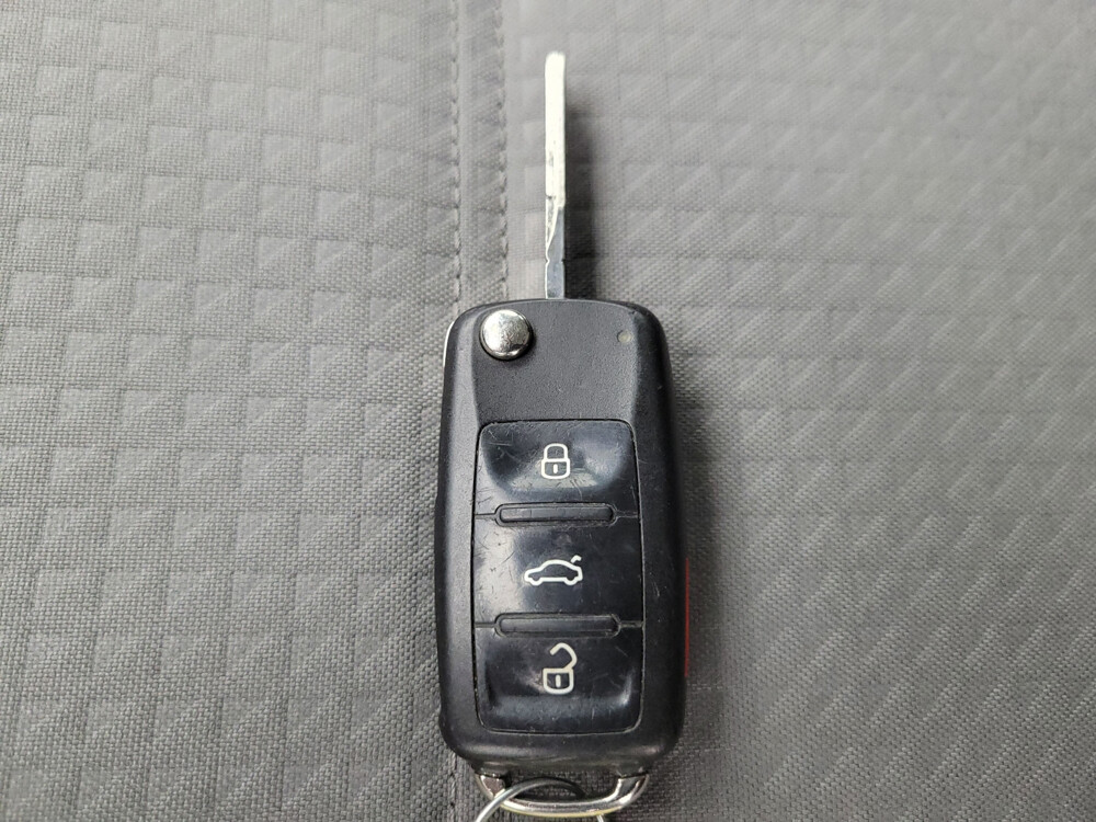 2018 Volkswagen Jetta in Lakewood, CO 80215 - 2335207 65