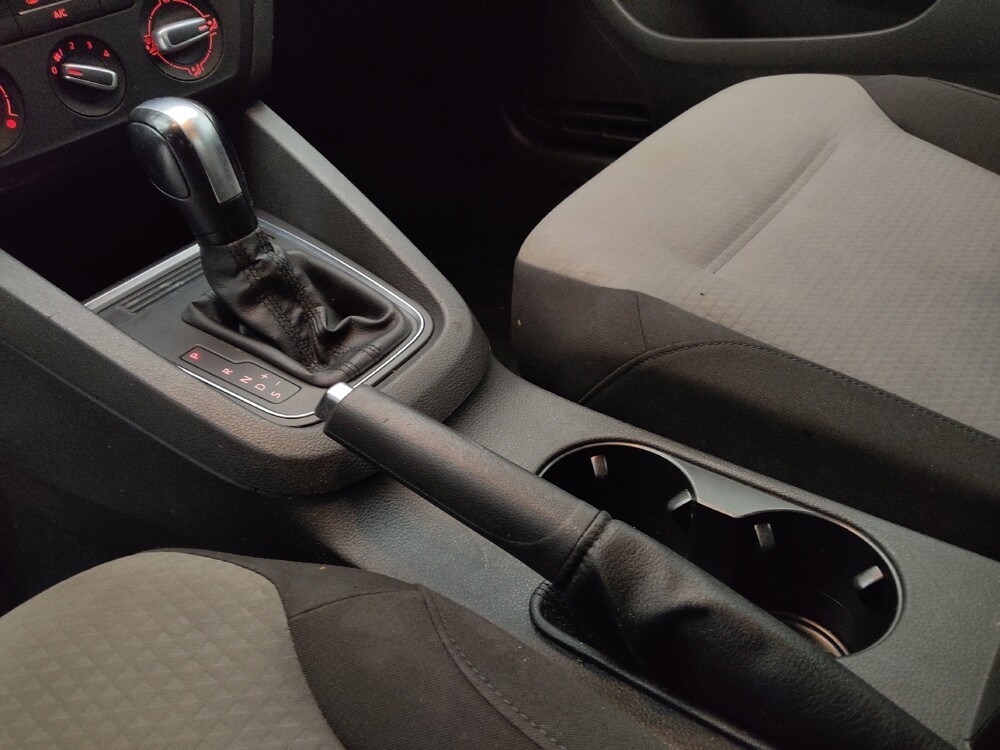 2018 Volkswagen Jetta in Lakewood, CO 80215 - 2335207 26