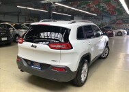 2016 Jeep Cherokee in Chicago, IL 60659 - 2335214 5