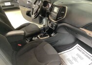 2016 Jeep Cherokee in Chicago, IL 60659 - 2335214 22