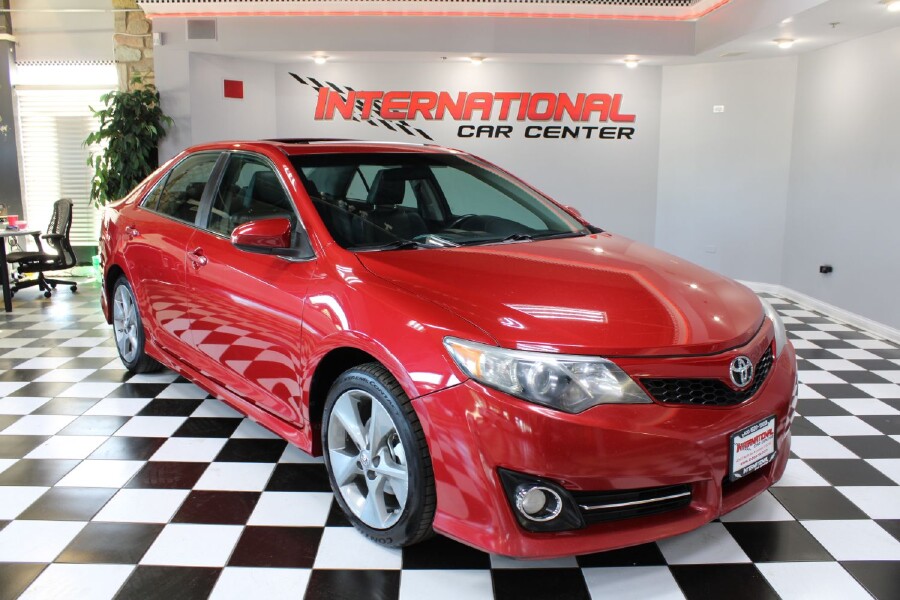 2012 Toyota Camry in Lombard, IL 60148 - 2335265