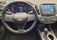 2018 Chevrolet Malibu in Downey, CA 90241 - 2335318 22