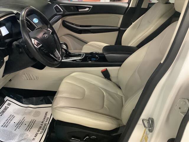 2016 Ford Edge in Chicago, IL 60659 - 2335918 10